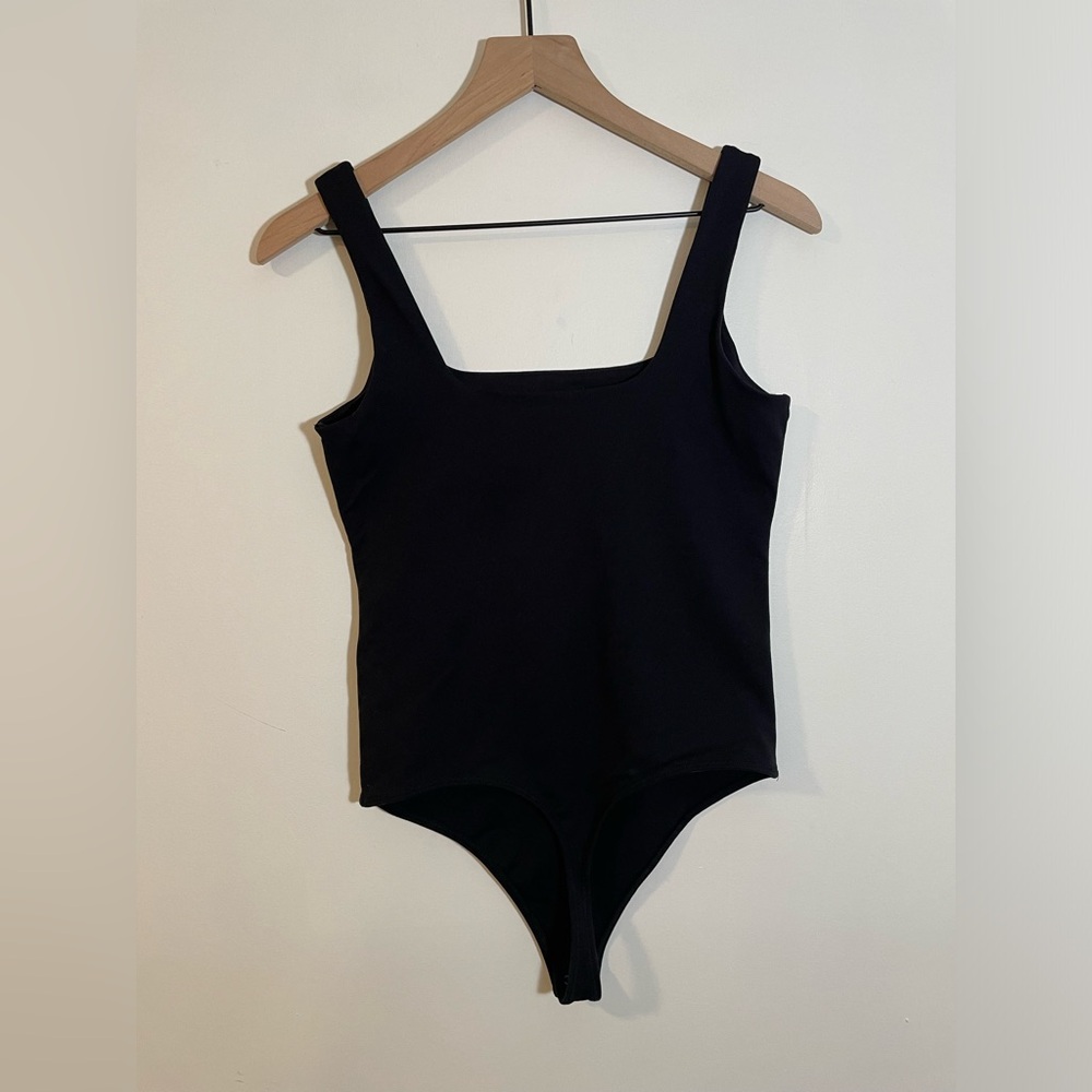 Abercrombie & Fitch Square Neckline Soft Thong Snap Bodysuit Black Size Med EUC - Picture 7 of 7